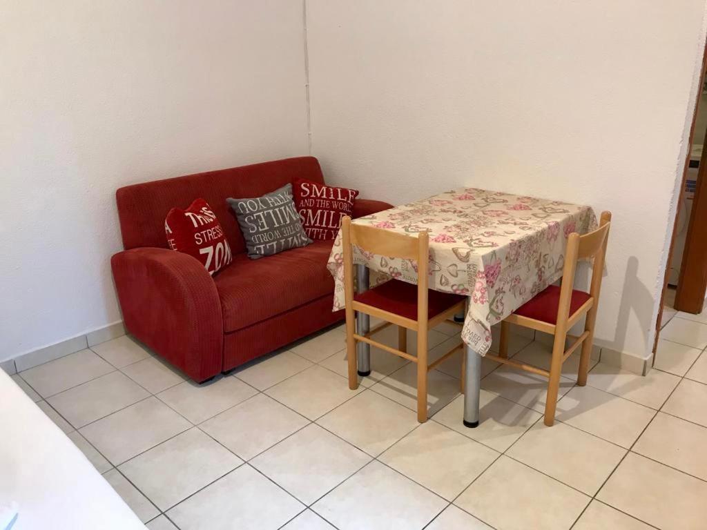 Apartments Hanka Нивице Екстериор снимка