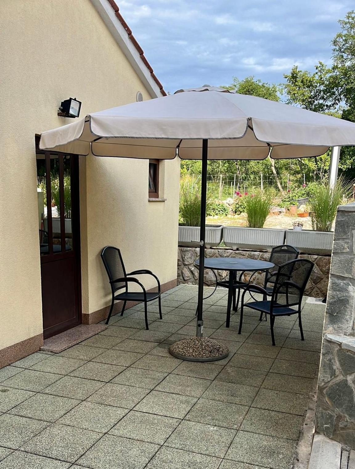 Apartments Hanka Нивице Екстериор снимка